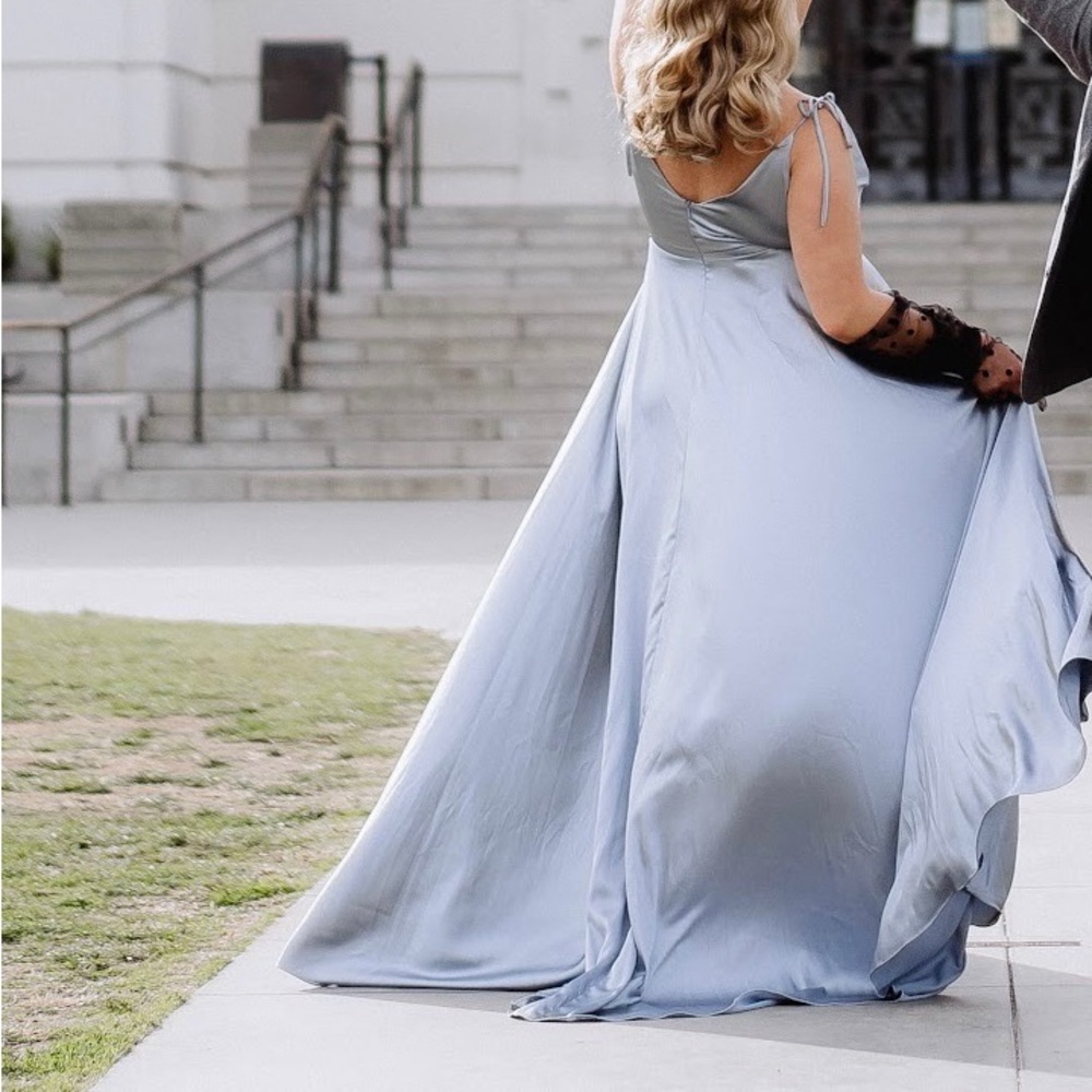 Beautiful “Cinderella” dress